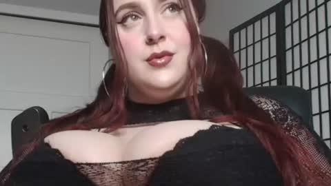 Snapshot of bambixxlynn chatting on July 2026 11:46:02 PM bambixxlynn online show from July 2026 11:46:02 PM