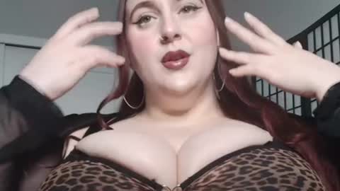 Snapshot of bambixxlynn chatting on August 2026 11:03:02 PM bambixxlynn online show from August 2026 11:03:02 PM