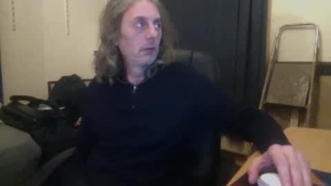 Snapshot of bangintoleather chatting on November 2025 02:47:02 AM bangintoleather online show from November 2025 02:47:02 AM