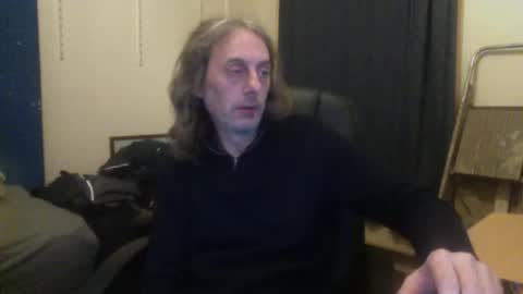 Snapshot of bangintoleather chatting on November 2025 03:10:02 AM bangintoleather online show from November 2025 03:10:02 AM