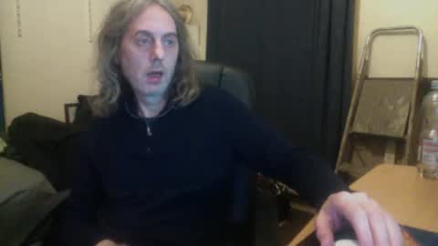 Snapshot of bangintoleather chatting on December 2025 01:54:01 AM bangintoleather online show from December 2025 01:54:01 AM