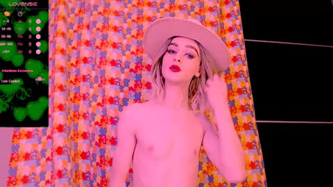 Snapshot of barbara_6_6_6 chatting on December 2024 10:05:02 AM Barbara Blossom online show from December 2024 10:05:02 AM