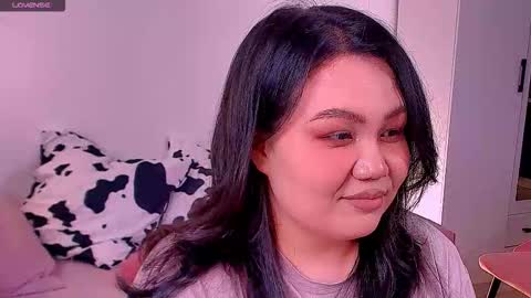 Barbie Kim online show from November 2025 05:00:01 PM