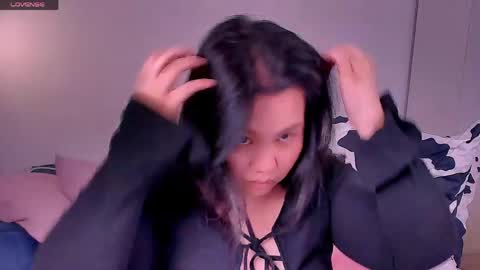 Barbie Kim online show from April 2026 03:07:02 AM