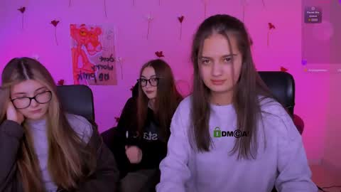 barbara_crazy online show from April 2026 07:07:01 PM