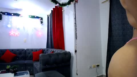 Snapshot of barbaraferrer69 chatting on December 2024 02:19:02 AM BARBARA FERRER online show from December 2024 02:19:02 AM