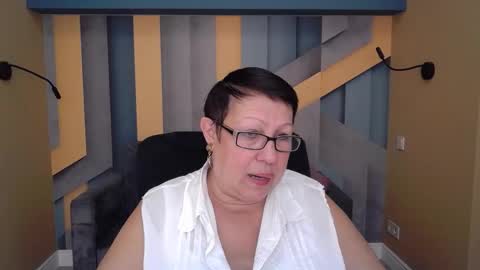 barbaraturners online show from October 2025 06:40:02 PM