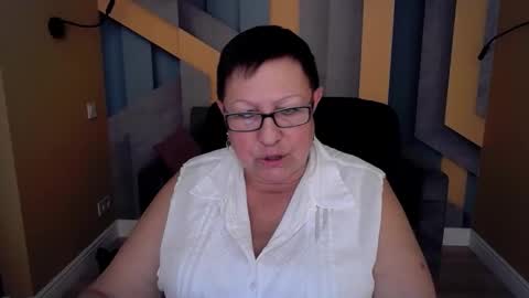 barbaraturners online show from October 2025 10:58:01 PM