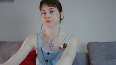 Amina online show from December 2024 02:22:02 PM