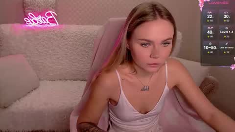 Lilli 3 online show from November 2025 03:17:01 AM