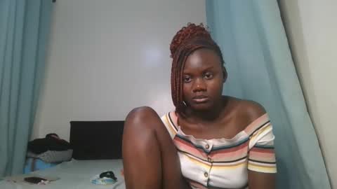 queen online show from December 2025 10:50:01 PM