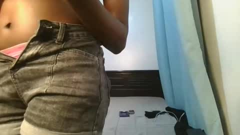 queen online show from February 2026 09:56:02 PM