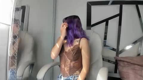 Barbie online show from November 2025 01:44:02 PM