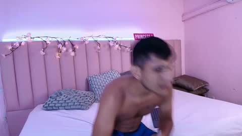 Snapshot of barbieandandru chatting on October 2025 09:23:02 PM barbieandandru online show from October 2025 09:23:02 PM