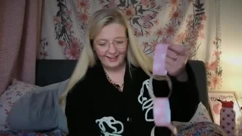 barbiegirl966 online show from November 2025 10:14:01 PM