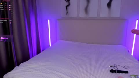  Emma online show from November 2025 08:32:01 PM