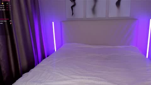  Emma online show from November 2025 08:18:01 PM