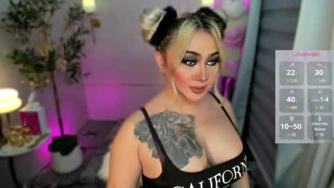 Miss Alexa Fields  online show from November 2025 08:32:01 PM