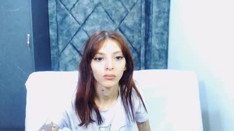 Snapshot of barby_jones25 chatting on December 2025 01:18:01 PM Barby online show from December 2025 01:18:01 PM