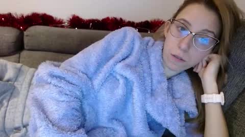 Lena online show from January 2026 05:49:02 PM