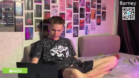 Snapshot of barney_kevin chatting on September 2025 10:42:01 AM Fansly Barney and Kevin T online show from September 2025 10:42:01 AM