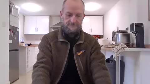 Snapshot of basiccamguy chatting on October 2025 08:48:02 AM basiccamguy online show from October 2025 08:48:02 AM