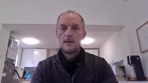 Snapshot of basiccamguy chatting on November 2025 09:33:02 AM basiccamguy online show from November 2025 09:33:02 AM