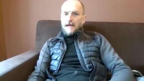 Snapshot of basiccamguy chatting on December 2025 10:30:01 AM basiccamguy online show from December 2025 10:30:01 AM