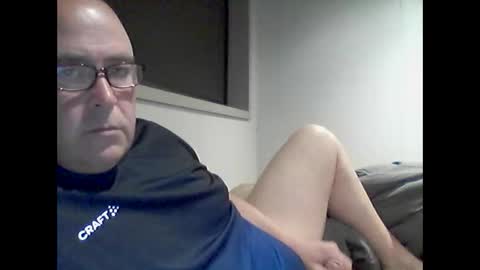 basie1975 online show from April 2026 06:39:01 PM