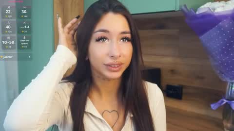 Snapshot of basswaves chatting on April 2026 06:00:02 AM Maria online show from April 2026 06:00:02 AM
