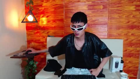 Bastian online show from March 2025 02:43:02 AM