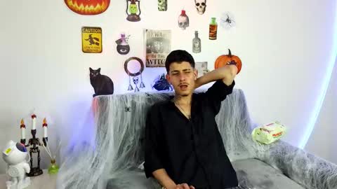 Bastian online show from October 2025 04:46:01 AM