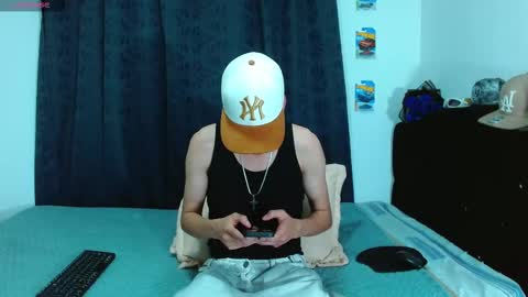 Bastian online show from November 2025 05:18:02 AM