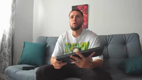 Snapshot of bastianwatson10 chatting on March 2025 06:54:01 PM bastianwatson10 online show from March 2025 06:54:01 PM