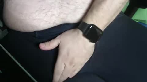 Snapshot of bate_bro84 chatting on December 2024 03:59:01 PM Bate Bro84 online show from December 2024 03:59:01 PM