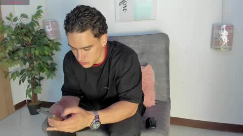 battista  online show from April 2026 10:21:02 PM