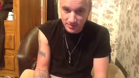 Snapshot of battlewolfxx chatting on January 2025 03:02:01 AM battlewolfxx online show from January 2025 03:02:01 AM