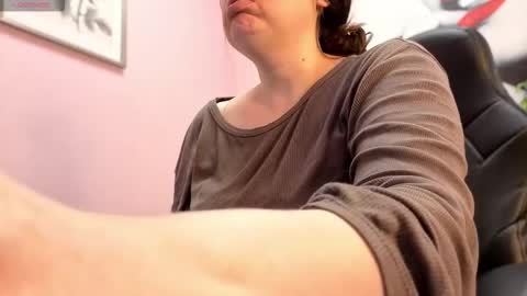 battymoll online show from March 2026 03:40:01 PM