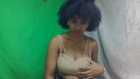 Snapshot of bavianona chatting on November 2025 12:24:01 AM bavianona online show from November 2025 12:24:01 AM