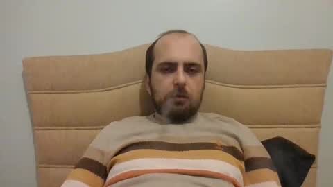 Snapshot of bayto chatting on January 2025 08:10:01 PM bayto online show from January 2025 08:10:01 PM