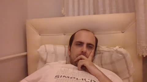 Snapshot of bayto chatting on January 2025 04:33:01 PM bayto online show from January 2025 04:33:01 PM