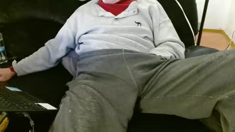 bbboooyyy11 online show from December 2024 02:42:02 AM