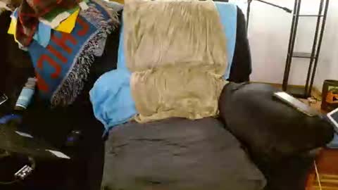 bbboooyyy11 online show from October 2025 12:44:02 AM