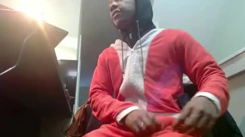 Snapshot of bbc_elrey chatting on December 2024 05:13:01 PM Racks online show from December 2024 05:13:01 PM