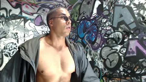 Snapshot of bbc_monster1 chatting on February 2025 07:05:02 PM Justin online show from February 2025 07:05:02 PM