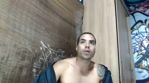 Snapshot of bbc_monster1 chatting on September 2025 11:15:02 PM Justin online show from September 2025 11:15:02 PM