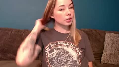 Snapshot of bbgirlnextdoor chatting on October 2025 06:50:02 PM bbgirlnextdoor online show from October 2025 06:50:02 PM