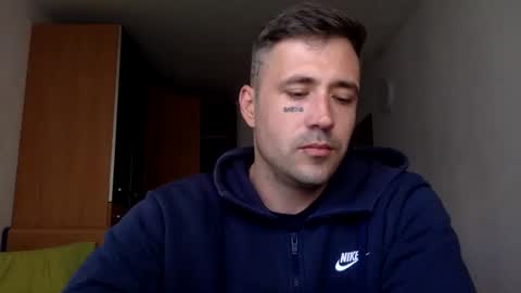 BB Namelezz online show from April 2026 05:51:01 PM