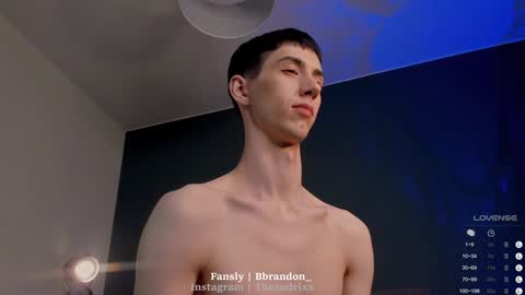 Snapshot of bbrandon_ chatting on December 2024 02:19:02 AM Brandon online show from December 2024 02:19:02 AM