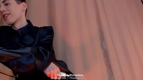 Snapshot of bbrandon_ chatting on February 2025 11:43:01 PM Brandon online show from February 2025 11:43:01 PM